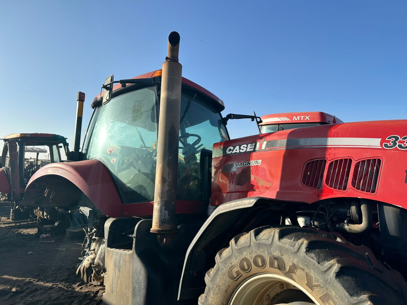CASE MAGNUM Tractor Stripping for spares
