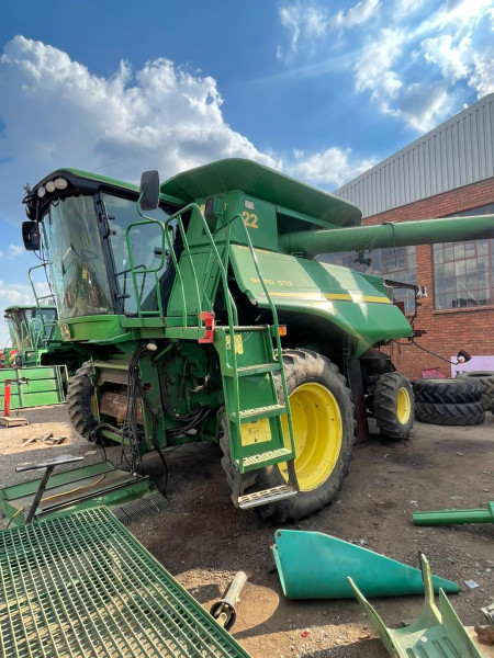 John Deere 9670STS Combine Stripping for spares